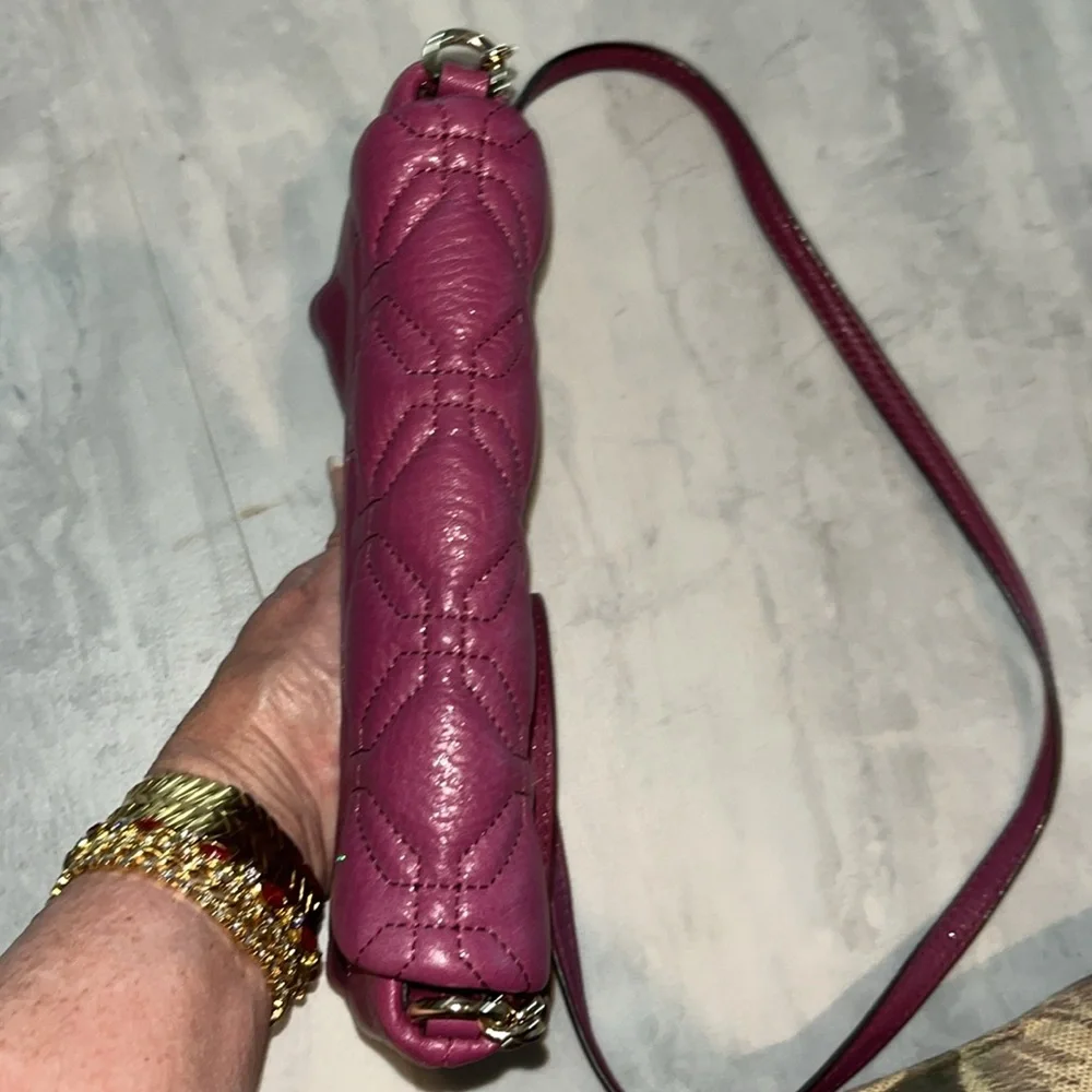 Kate Spade  Astor Court Naomi Crossbody bag  Quilted  Leather Raspberry Turnlock - Picture 11 of 17